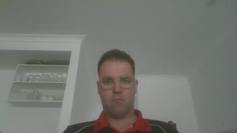 Snapshot of adrianchiodo chatting on November 26, 3:18 am adrianchiodo online show from November 26, 3:18 am