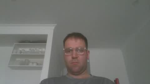 Snapshot of adrianchiodo chatting on December 1, 4:17 am adrianchiodo online show from December 1, 4:17 am