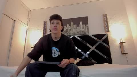 Adrian online show from October 15, 3:17 am