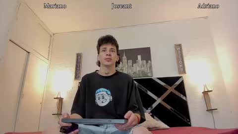 Adrian online show from October 18, 3:53 am