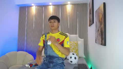 Snapshot of adrianstark_ chatting on June 27, 12:44 pm adrianstark_ online show from June 27, 12:44 pm
