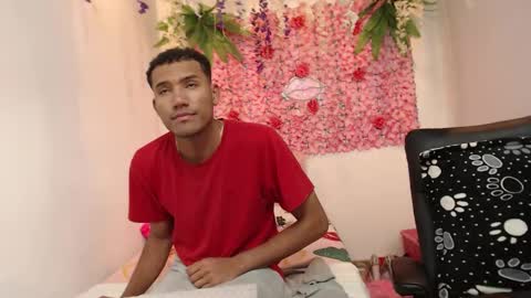 adriel_and_risitos_ online show from September 24, 9:34 am