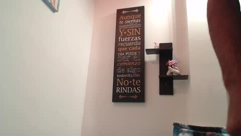 adriel_and_risitos_ online show from October 5, 5:50 am