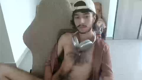 Snapshot of adrien_polo chatting on February 19, 3:19 pm adrien_polo online show from February 19, 3:19 pm