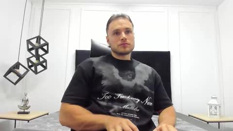 Adrein Roche online show from September 27, 10:59 pm