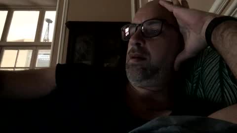 adrienfromparis online show from February 2, 11:42 am