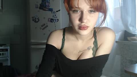 Snapshot of adriennelunar chatting on February 20, 11:43 am AdrienneLunar online show from February 20, 11:43 am