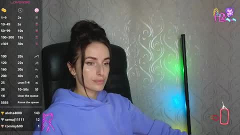 Adriana online show from June 1, 6:20 pm