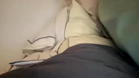 Snapshot of adriiii7878 chatting on March 1, 6:21 pm adriiiii online show from March 1, 6:21 pm