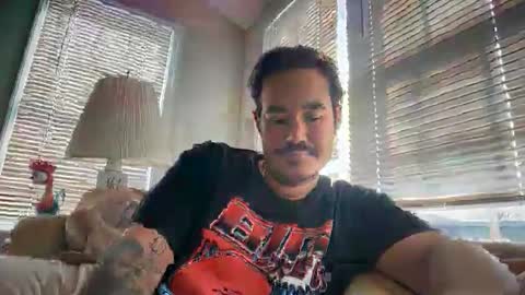 adriiiiiiiiano online show from December 21, 2:46 pm