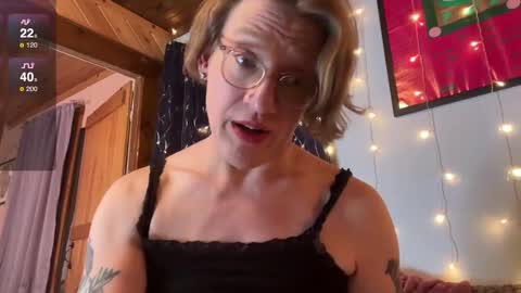 Snapshot of adventureminded chatting on January 18, 2:25 am Missy online show from January 18, 2:25 am