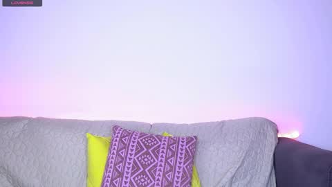 Snapshot of ady_w_o_w chatting on February 7, 1:37 pm Ada online show from February 7, 1:37 pm