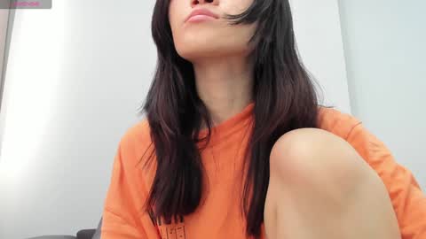 Aenie online show from February 4, 8:56 am