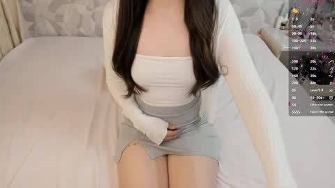 Emi online show from March 23, 2:26 am