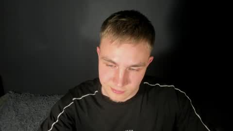 Snapshot of aevrion chatting on April 14, 2:12 pm Evan online show from April 14, 2:12 pm