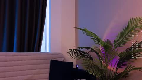 Afelia online show from April 1, 6:47 am