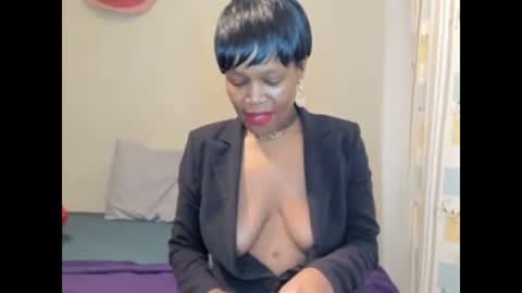 AfricanSquirtQueen online show from February 22, 5:30 am