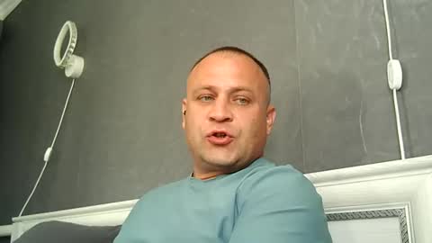 Snapshot of afonya342 chatting on June 5, 8:31 am Sasha online show from June 5, 8:31 am