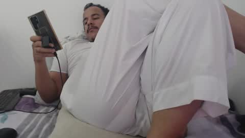 Snapshot of afroboy334698 chatting on November 25, 3:39 am afroboy334698 online show from November 25, 3:39 am