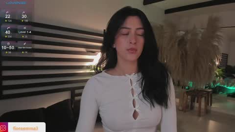 Emma online show from January 4, 8:48 pm