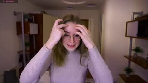 Snapshot of afroditacaree chatting on February 20, 3:25 am Kind sensual Emma fav pattern 2266 online show from February 20, 3:25 am