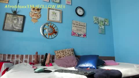 Snapshot of afroditaxx333 chatting on May 1, 1:16 pm Afrodita online show from May 1, 1:16 pm