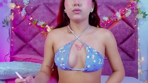 Snapshot of afroditemiller chatting on March 5, 2:03 am Afrodiremiller online show from March 5, 2:03 am