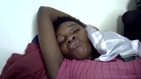 Snapshot of afronubians_ chatting on January 27, 8:39 pm pink and josphen online show from January 27, 8:39 pm