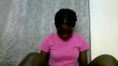 Snapshot of afronubians_ chatting on February 2, 6:04 am pink and josphen online show from February 2, 6:04 am