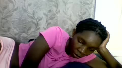 Snapshot of afronubians_ chatting on February 5, 9:57 am pink and josphen online show from February 5, 9:57 am