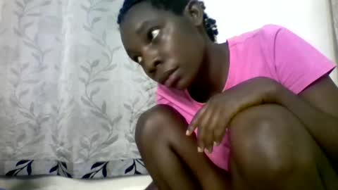 Snapshot of afronubians_ chatting on February 14, 10:07 am pink and josphen online show from February 14, 10:07 am