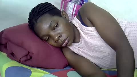 Snapshot of afronubians_ chatting on February 19, 5:49 am pink and josphen online show from February 19, 5:49 am