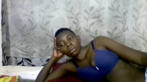 Snapshot of afronubians_ chatting on March 12, 6:44 pm pink and josphen online show from March 12, 6:44 pm