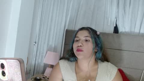 Snapshot of afrotida_booms chatting on October 19, 1:17 am Afrodita Booms online show from October 19, 1:17 am