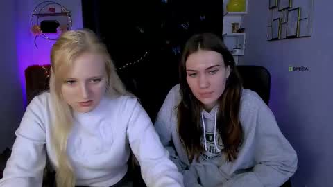 Snapshot of agata_bonbon chatting on October 17, 8:39 am agata bonbon online show from October 17, 8:39 am