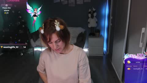 Snapshot of agata_kriste7 chatting on December 24, 7:55 pm Agata Kriste online show from December 24, 7:55 pm