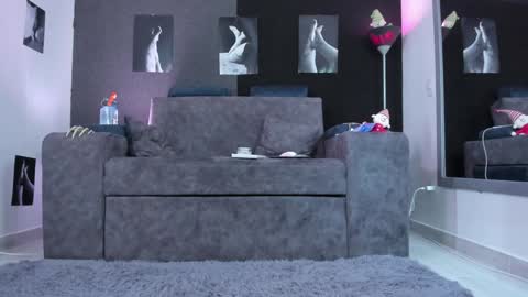 Agata Collinss online show from December 10, 4:45 am