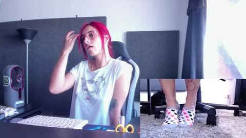 Agata Collinss online show from April 4, 3:20 pm