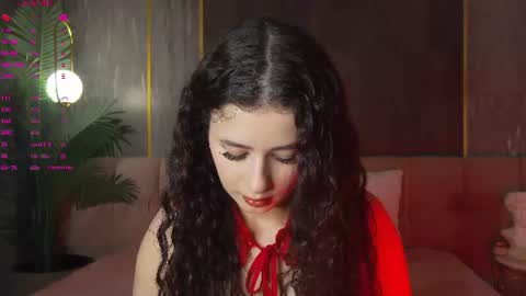 Snapshot of agatamercer chatting on August 4, 9:17 pm Agata online show from August 4, 9:17 pm
