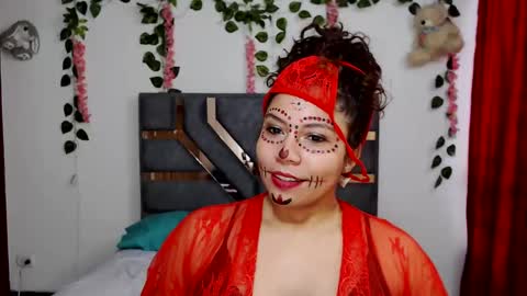 johana online show from October 31, 7:26 pm