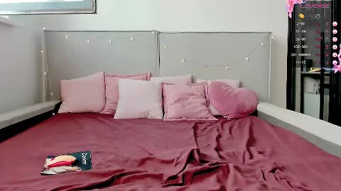 agatha_mayson online show from July 10, 7:34 am