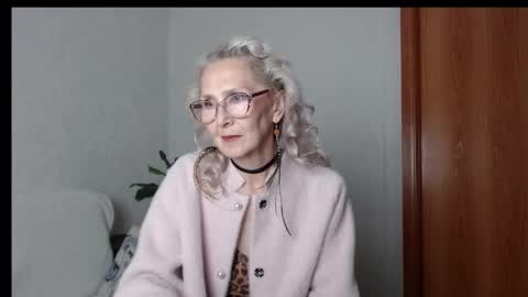 Agatha online show from September 13, 1:55 pm
