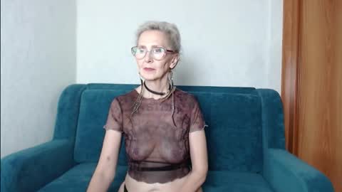 Snapshot of agatha_moore_ chatting on October 7, 3:42 pm Agatha online show from October 7, 3:42 pm