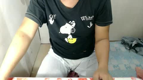 Snapshot of agatha_smith09 chatting on December 2, 10:31 am agatha_smith09 online show from December 2, 10:31 am