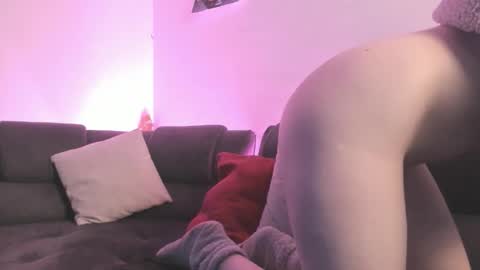 Camila     2 online show from December 18, 1:11 am