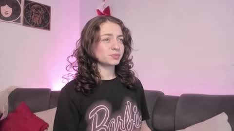 Camila     2 online show from February 1, 1:26 am