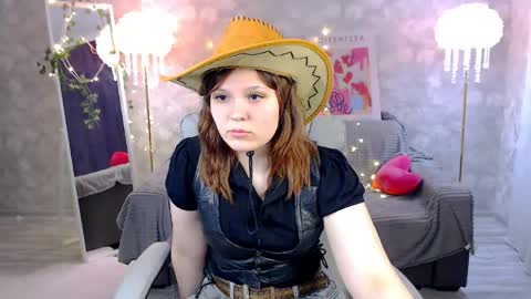 Snapshot of agathaagnia chatting on May 17, 8:05 pm agathaagnia online show from May 17, 8:05 pm