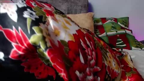 agatha bel    online show from December 14, 12:10 pm