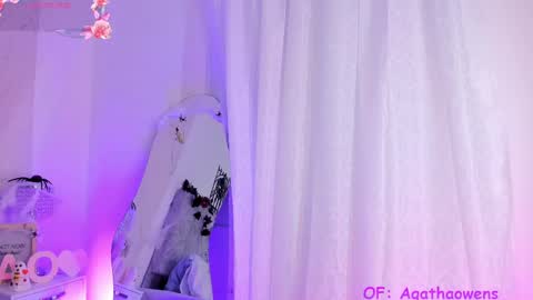 Agatha Owens online show from October 12, 11:37 pm