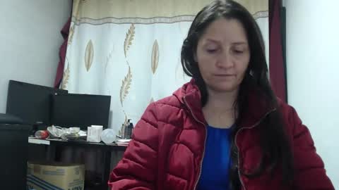 Snapshot of agel_sw1 chatting on October 13, 10:32 pm Angel online show from October 13, 10:32 pm